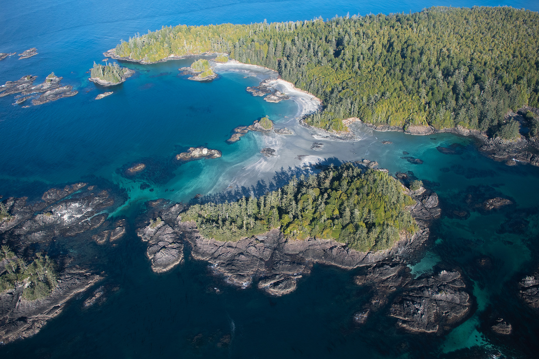 Tours-Long-Beach-to-Glacier-Peaks-03